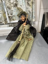 SUNSET BAY SEASONAL  KITCHEN WITCH RESIN FACE HANDS GOOD LUCK CHARM 15