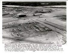LG914 1956 UP Wire Photo SOMEWHERE IN CANADA NEW US BORDER ATTACK DEFENSE LINE picture