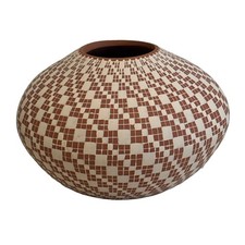 Mata Ortiz Pottery Claudia Sanchez Signed Red Clay Seed Pot 5” Signed picture