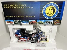 RARE-NIB-FRANKLIN MINT 1/10 2008 HARLEY DAVIDSON Ultra Classic PATRIOTIC EDITION picture