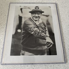 Bob Hope Entertainer Comedian Autographed Signed 8