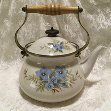 Vintage Mikasa Day Dreams Grande Chef Enamel Kettle W/Lid 2.5 Qt Retro Cottage picture
