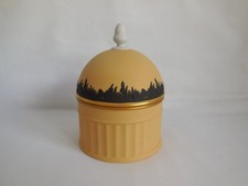 Golf WGC Bridgestone Wedgwood Cane Yellow Jasperware Limited Edition 101/120 Box picture