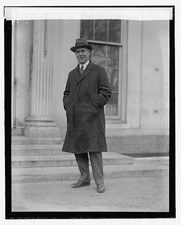 Photo:Richard Washburn Childs Portrait 1924 Hat Overcoat picture