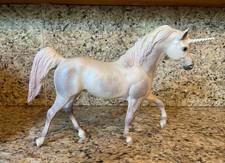 Breyer My Favorite Horse, Mystical Unicorn 1413 Retired Used picture