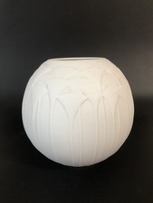 ROSENTHAL STUDIO LINE UTA FEYL GINKGO MATTE BISQUE PORCELAIN ROUND BALL VASE picture