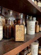 Antique Parke Davis Rhinitis No. 713 Amber Medicine Bottle Original Label c.1906 picture