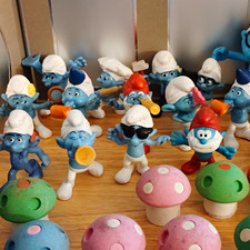 The Smurfs PVC Plastic Figurine Lot Papa Smurf Brainy w/ Mushroom Houses 31 Pcs picture