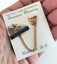 Vintage 1957 Franciscan Monastery Washington DC Chatelaine Pin Souvenir In Card picture