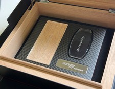 Ferrari 488 Spider Humidor Owner Key Storage Box in Carbon Fiber RARE picture