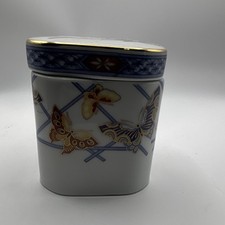Butter Flight Japan Porcelain Butterfly Lidded Jar Box Gold Trim Vintage picture
