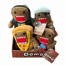 Domo-Kun 2026 7-Eleven Limited Edition Plushies (FULL SET OF 4) NWT picture