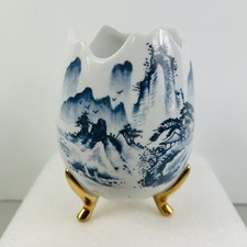 3-Footed Cracked Egg Chinese Vase Cup White Blue Landscape Gold 6