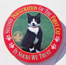 vintage SECOND INAUGURATION OF FIRST CAT SOCKS president CLINTON button PINBACK picture