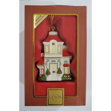 Lenox 2006 Annual Victorian House Christmas Ornament Porcelain picture