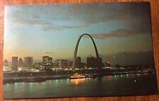 St. Louis, Missouri Skyline and the Gateway Arch, Riverboats Postcard picture