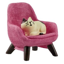 Adorable Resin Cat Figurines with Sofa - Perfect Desk Accessories for Cat Lovers picture