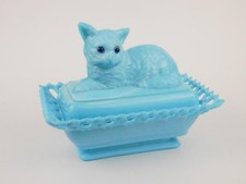 Westmoreland light blue cat on a lace edged nest basket trinket candy dish picture