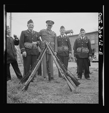 Photo:Ashland Maine 1943 Memorial Day Ceremonies Soldiers Rifles picture