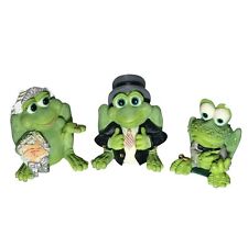 Sprogz Frogs, Lot Of 3 Bride, Groom And Frogsman Wedding Figurines Vintage Flaw picture