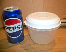 Vintage Rubbermaid 2 Cup #1 Servin Saver Round Food Storage Container With Lid picture