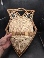 Vtg MCM Woven Rattan Owl Wall Hanging Trivet Holder w 3 Trivets Boho 16