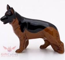 Porcelain Figurine of the German Shepherd dog picture