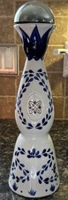 Clase Azul Reposado Tequila Ceramic Hand Painted Blue White Empty Bottle 750 ml picture