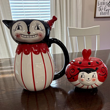 Johanna Parker Carnival Cottage Valentines cat pitcher and ladybug picture