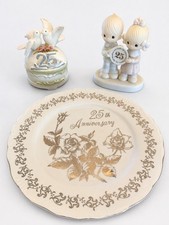 Vintage 25th Silver Wedding Anniversary Plate Figurines Doves 3 Piece Lot picture