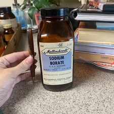 Vintage Mallinckrodt Sodium Borate Amber Glass Apothecary Bottle 1lb 1954 6.5in picture