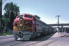 ATSF F7A 306L with the San Francisco Chief Stockton CA 1967 8.5 x 11 Photo picture