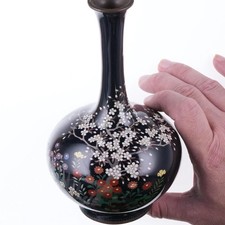 Antique Japanese Meiji period cloisonne vase picture