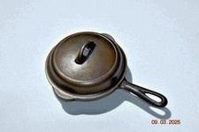 Griswold #3 Large Block Logo Skillet with Lid # 1093 rare and collectable picture