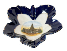DES MOINES IA IOWA Antique COURT HOUSE Souvenir TRINKET COBALT DISH ASHTRAY picture