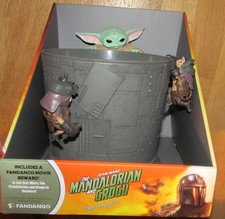 Star Wars The Mandalorian & Grogu 3D Character Snack Container Walmart Exclusive picture