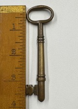 🌿 🗝Antique Solid Brass Skeleton Key picture