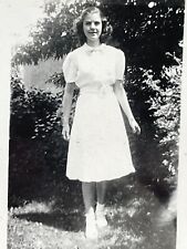 PC Photograph Young Lady 1940 Portrait picture
