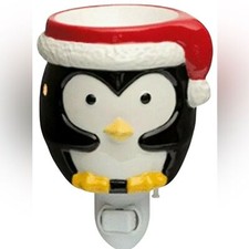 Scentsy Baby Tux (Penguin) Mini Plug-In Fragrance Wax Warmer Christmas NEW picture