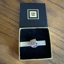 Vintage 1/20 12K GF Buick Motor Car Service Award Ruby Red Stones Tie Clip GM picture