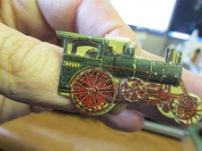 AVERY STEAM ENGINE TRACTOR DIE-CUT LITHO TIN FIGURAL BADGE Circa 1900 RARE picture