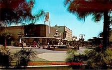 GOLDEN MALL, BEAUTIFUL DOWNTOWN BURBANK, CALIFORNIA, VINTAGE POSTCARD (AN101) picture
