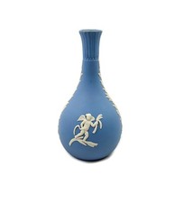 Vintage Wedgwood Blue & White Jasperware Cherub Bud Vase 5