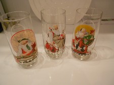 coca cola norman rockwell holiday santa glasses (3) vg+ 6