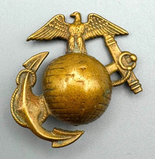WWI Era M-1920 USMC Marine EGA Eagle Globe Anchor Dress Hat Badge picture