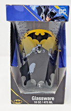 Batman with Bat Signal ~16oz ~ Pint Glass ~  New picture