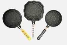 NEW Takashi Murakami Flower Pancake Pan Complete Set of 3 Made in Japan picture
