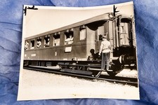 Escape Train Carries Czech Across Border to Germany 8¼x7⅛ 1951 AP Wire Photo V33 picture