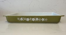 Pyrex #933 Crazy Daisy Spring Blossom Vtg Green Lasagna Casserole Pan 13.5x8.75 picture
