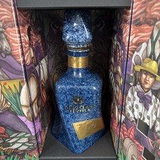 Adictivo Tequila 100% De Grave Anejo Ceramica Empty Bottle with Box  picture